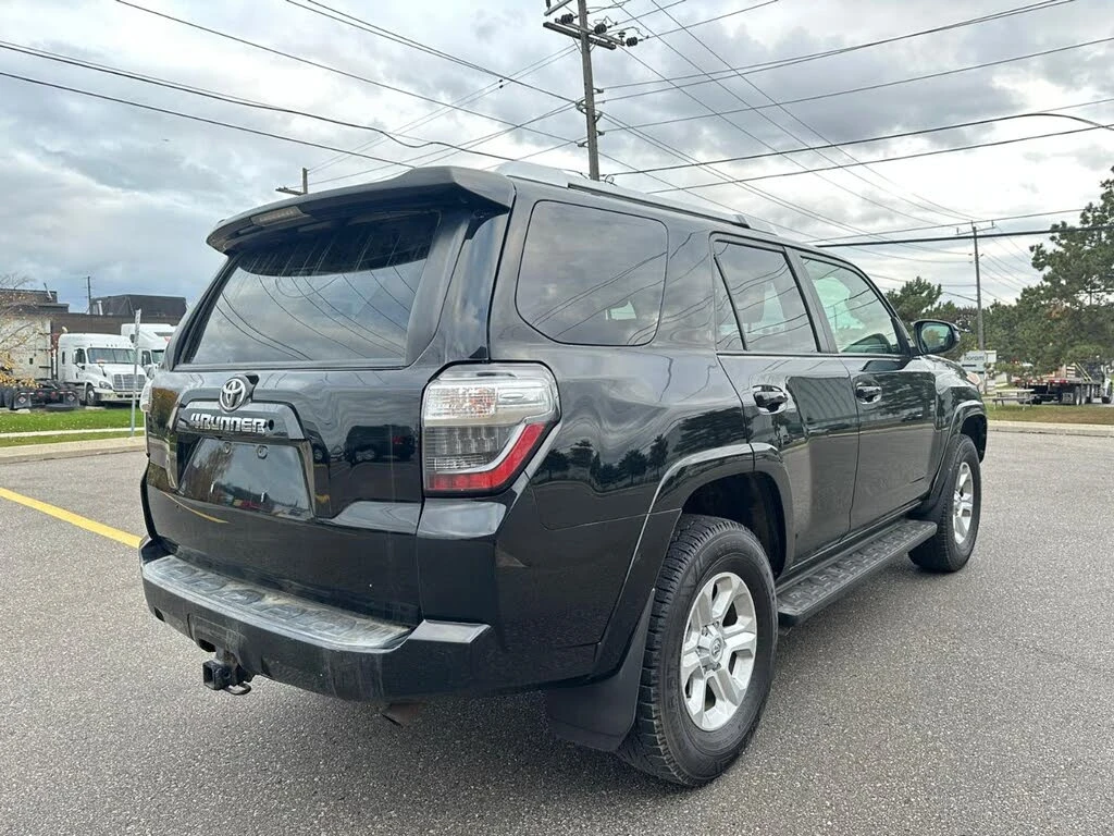 Toyota 4runner SR5 Premium* КАМЕРА* КОЖА* ПАНОРАМА*  - изображение 5