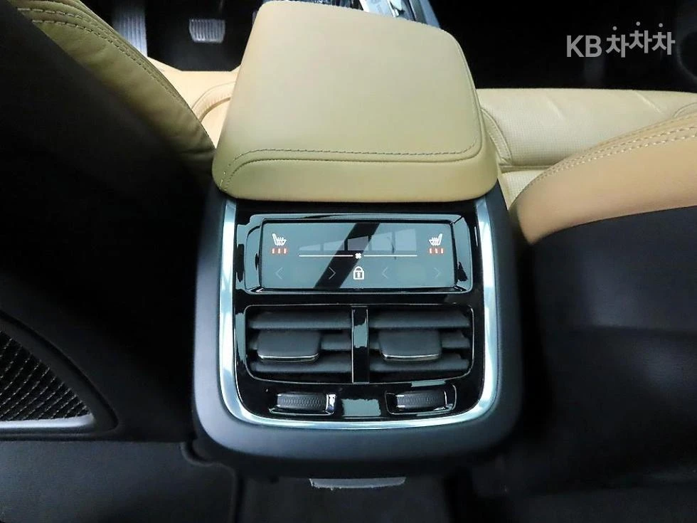Volvo XC60 D4 Inscription, снимка 14 - Автомобили и джипове - 54789198
