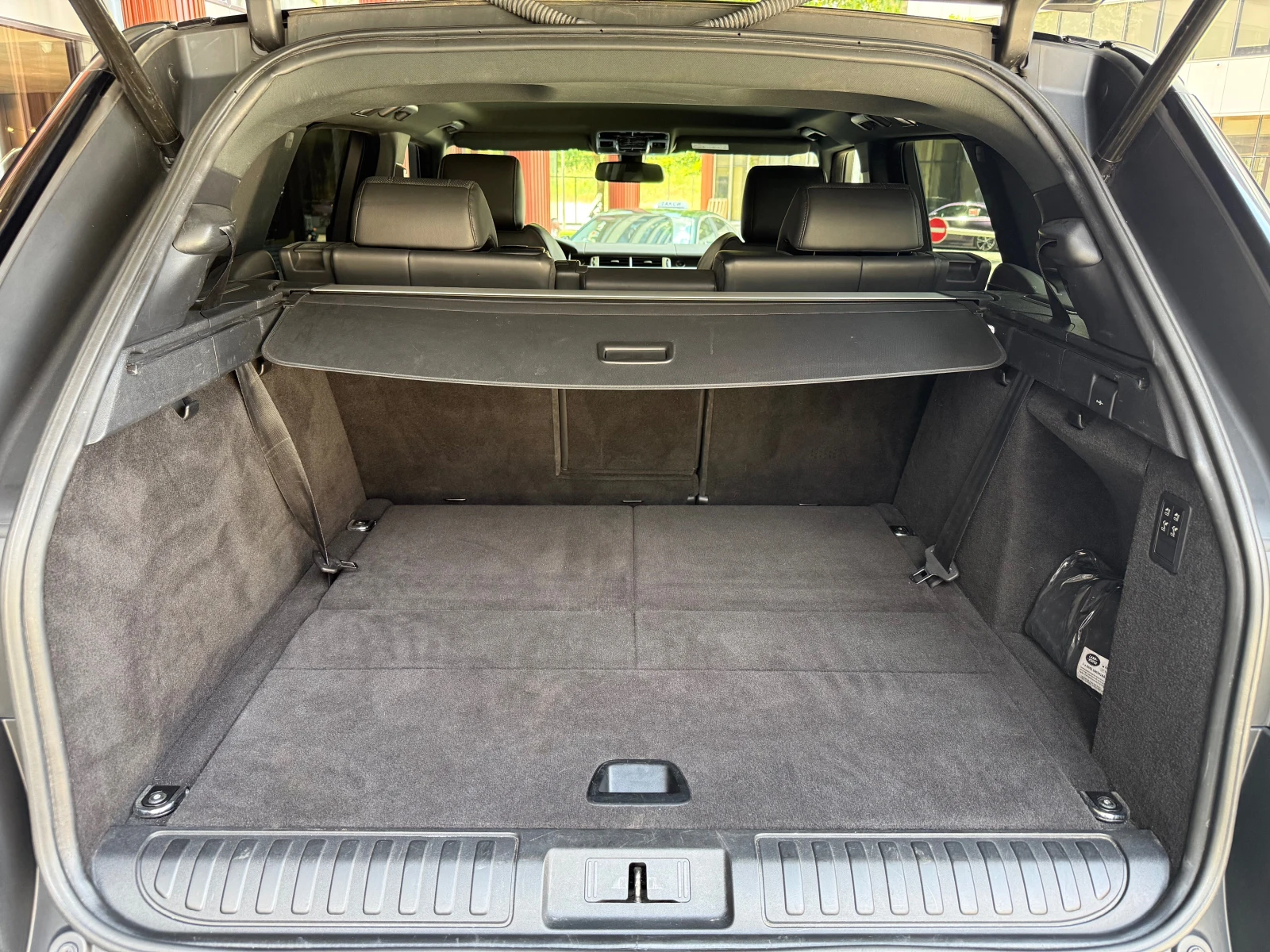 Land Rover Range Rover Sport 3.0 SDV6 292PS HSE, снимка 16 - Автомобили и джипове - 54838150