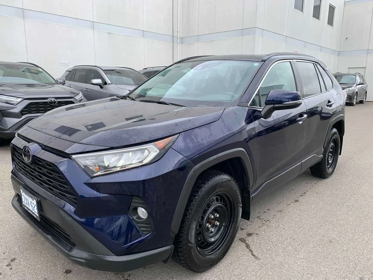 Toyota Rav4 * XLE * CARFAX * ОПЦИЯ ЗА ФИНАНСИРАНЕ, снимка 13 - Автомобили и джипове - 55505617