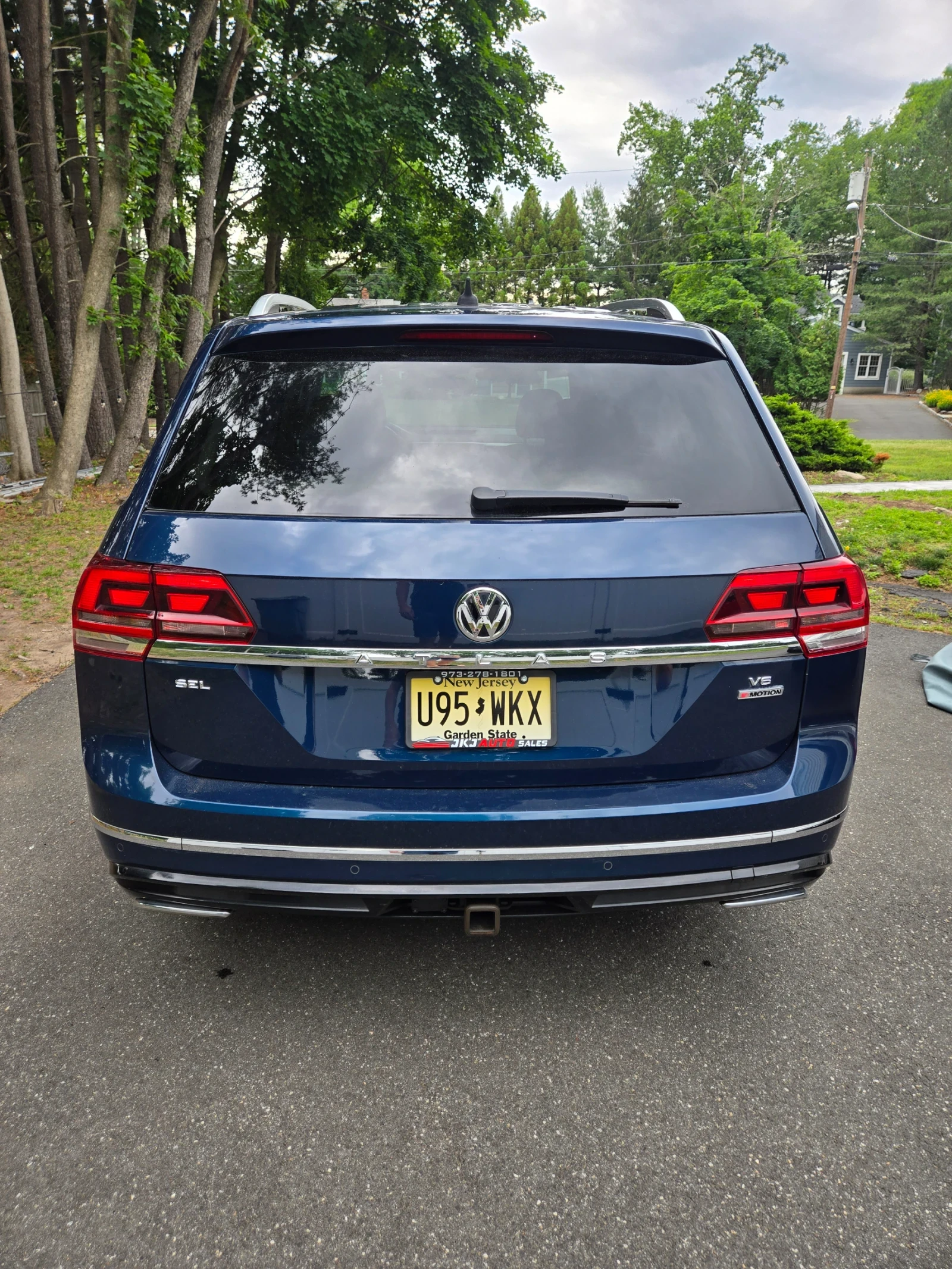 VW Atlas R- Line 3.6 V6 4x4 !!! Всички екстри за модела !!!, снимка 6 - Автомобили и джипове - 55606408