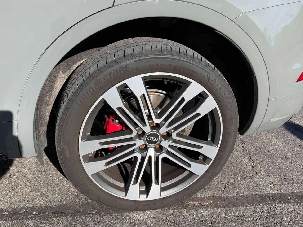 Audi SQ5 Progressiv  CARFAX, снимка 7 - Автомобили и джипове - 56300199