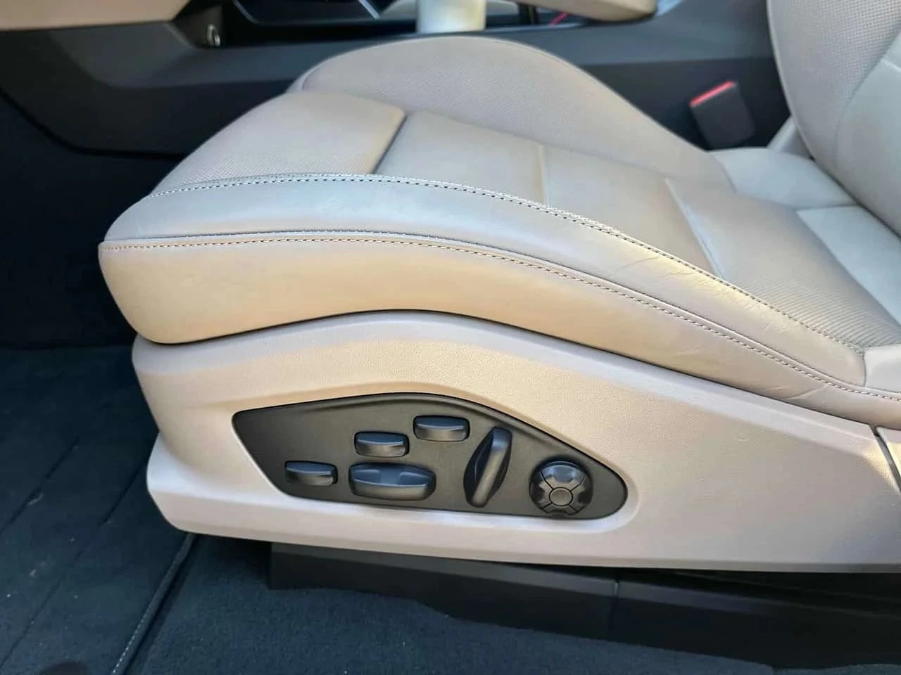 Porsche Macan, снимка 11 - Автомобили и джипове - 56700401
