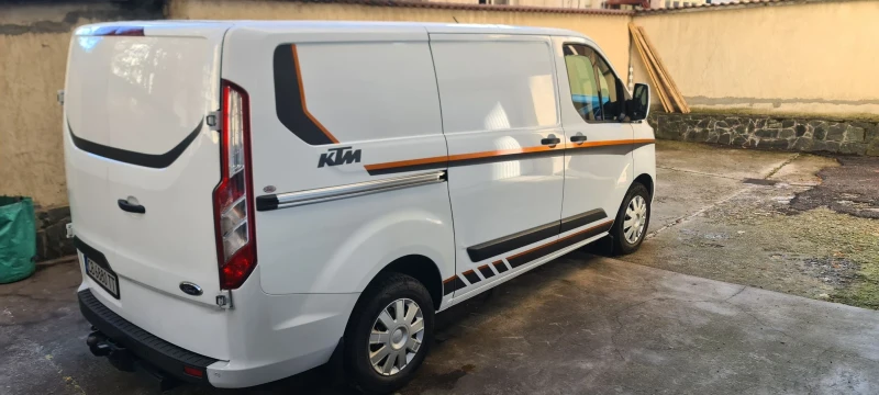 Ford Transit Custom, снимка 8 - Бусове и автобуси - 48086937