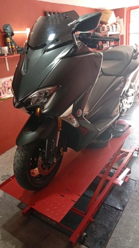 Yamaha T-max Sx, снимка 15 - Мотоциклети и мототехника - 55770631