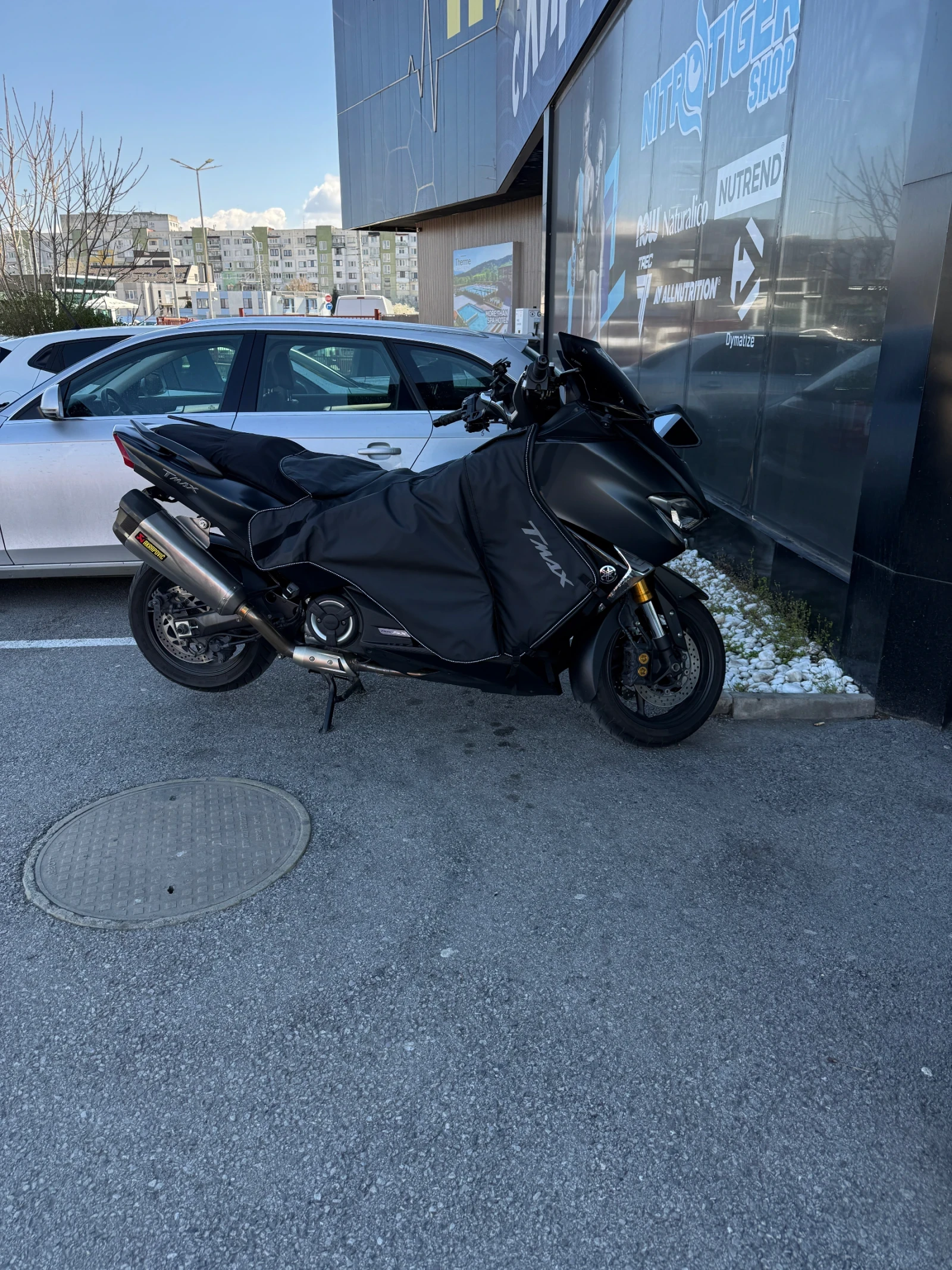 Yamaha T-max Sx, снимка 2 - Мотоциклети и мототехника - 54407058