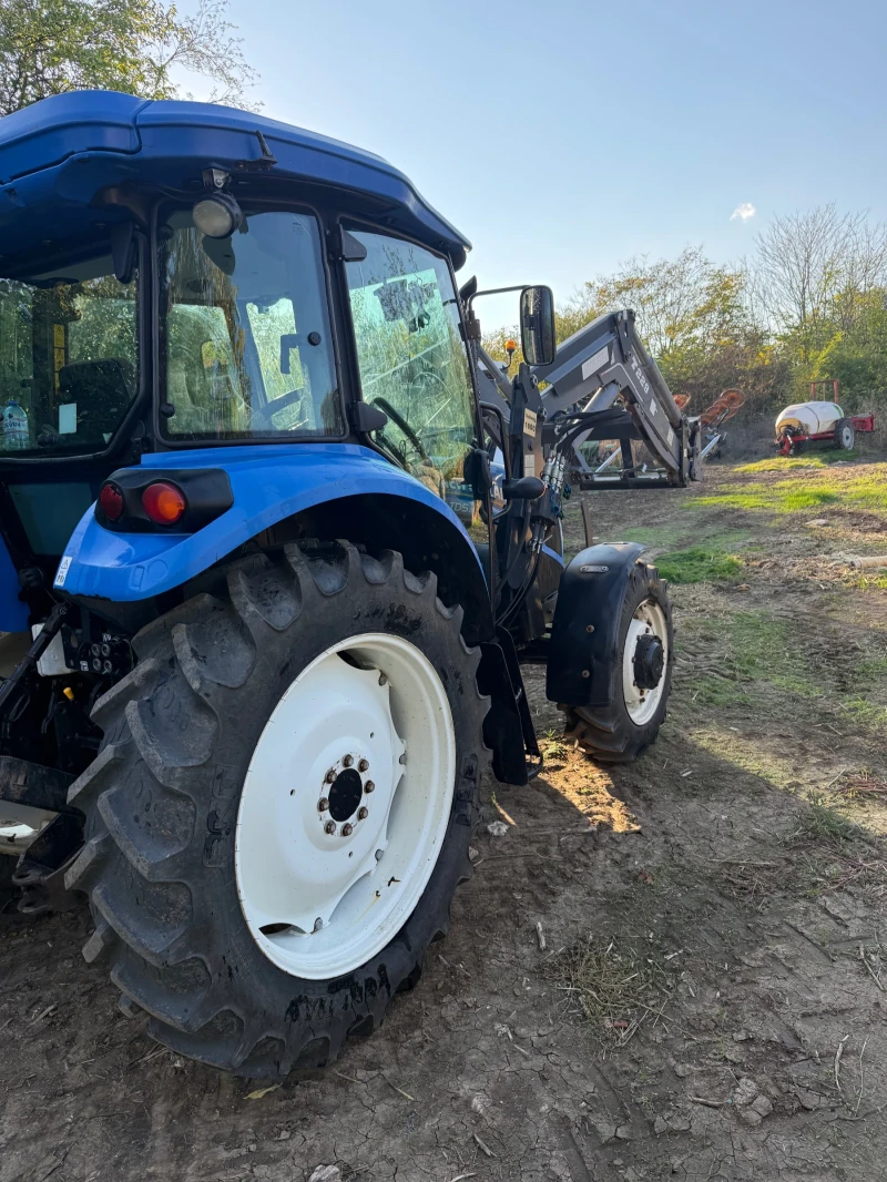 Трактор New Holland TD5.85, снимка 4 - Селскостопанска техника - 52356867