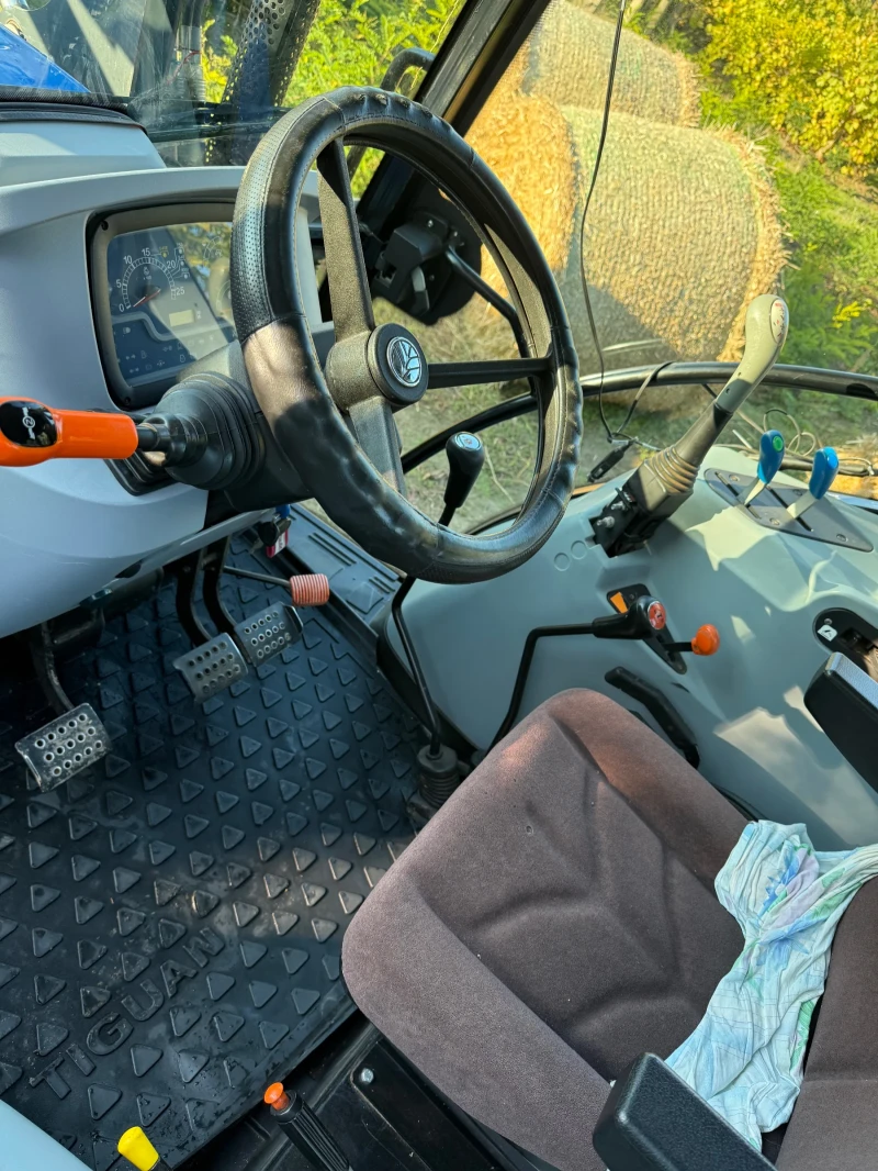Трактор New Holland TD5.85, снимка 7 - Селскостопанска техника - 52356867
