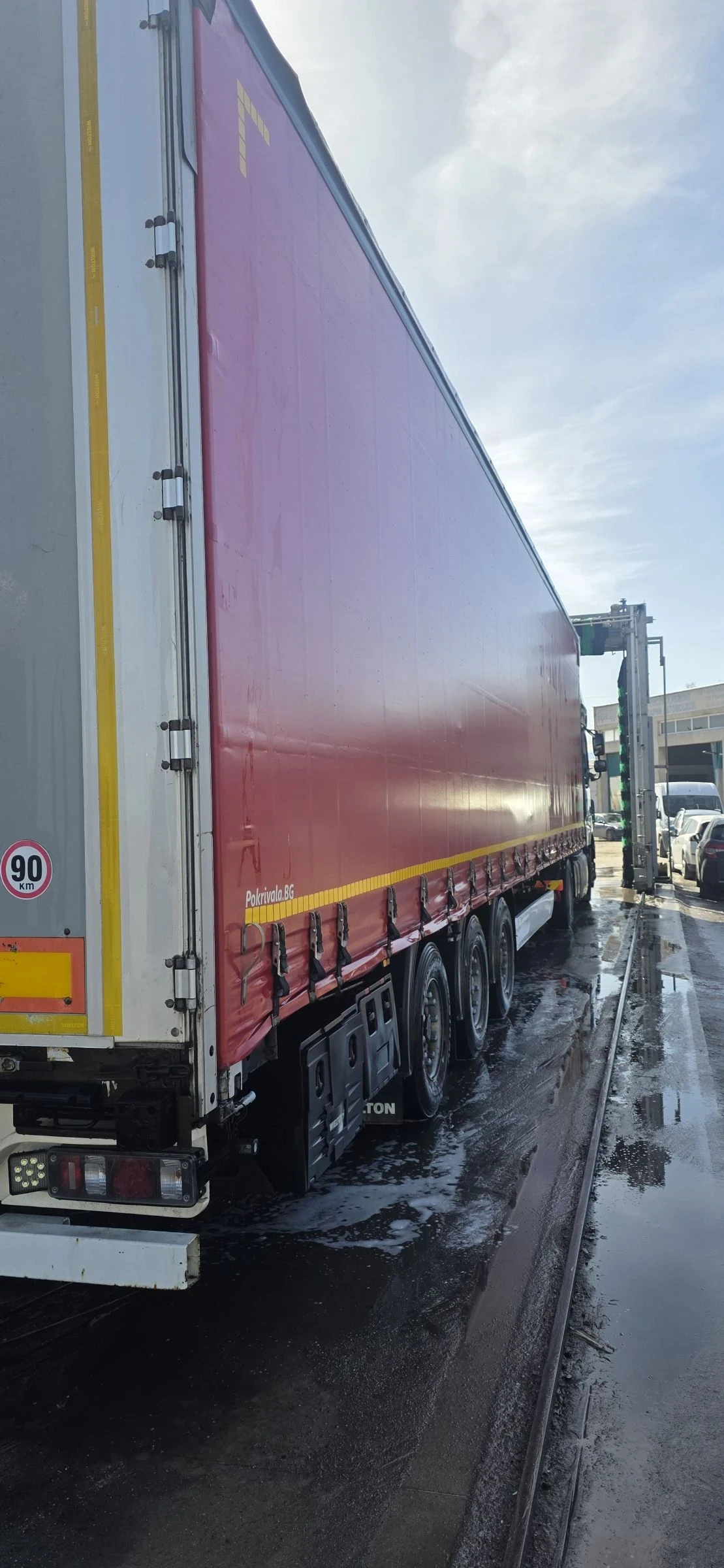 Полуремарке Wielton Мега, Разширяеми колони повдигащ се таван до 3.15h, снимка 7 - Ремаркета - 53776429