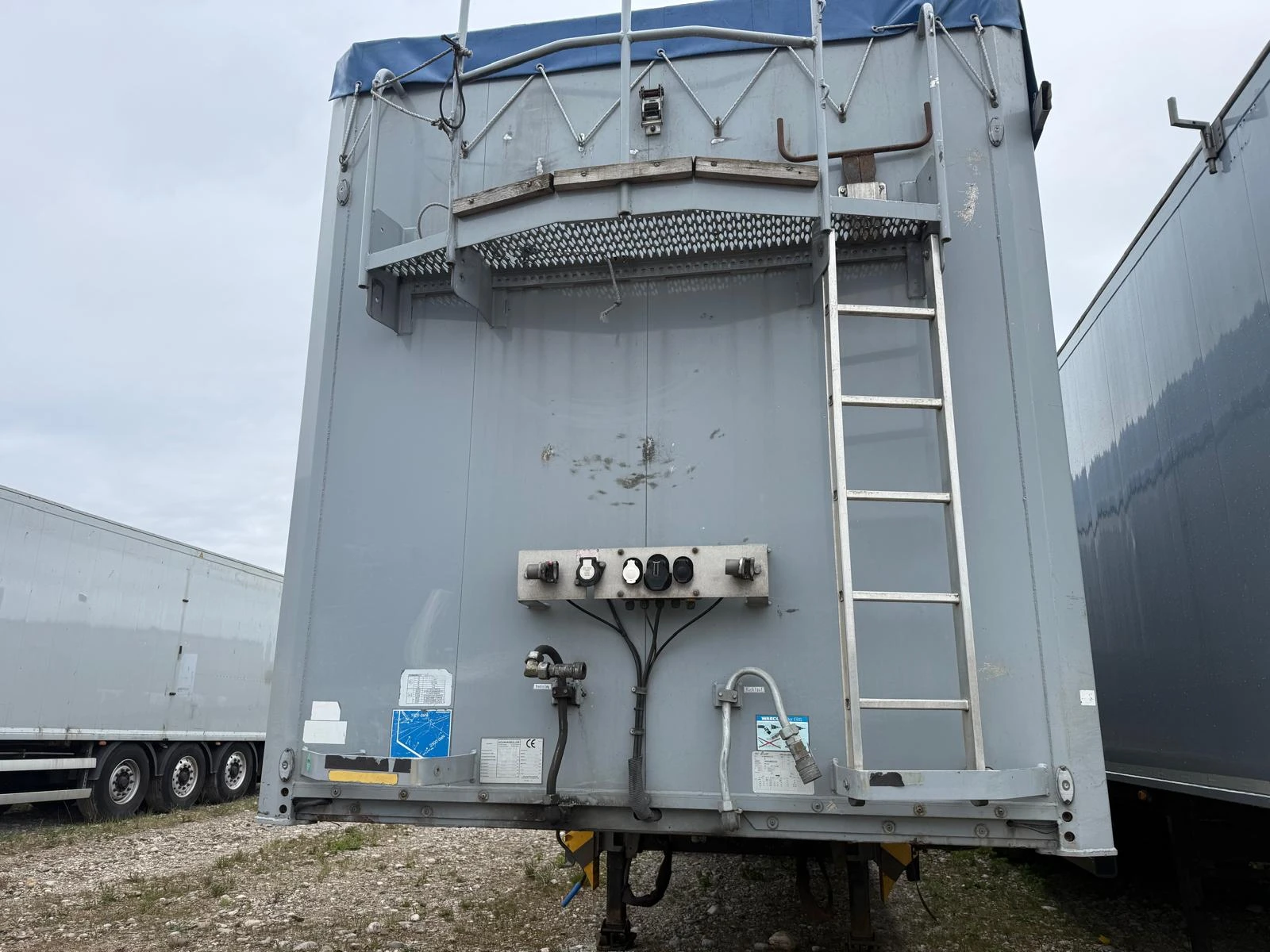 Полуремарке Schwarzmuller