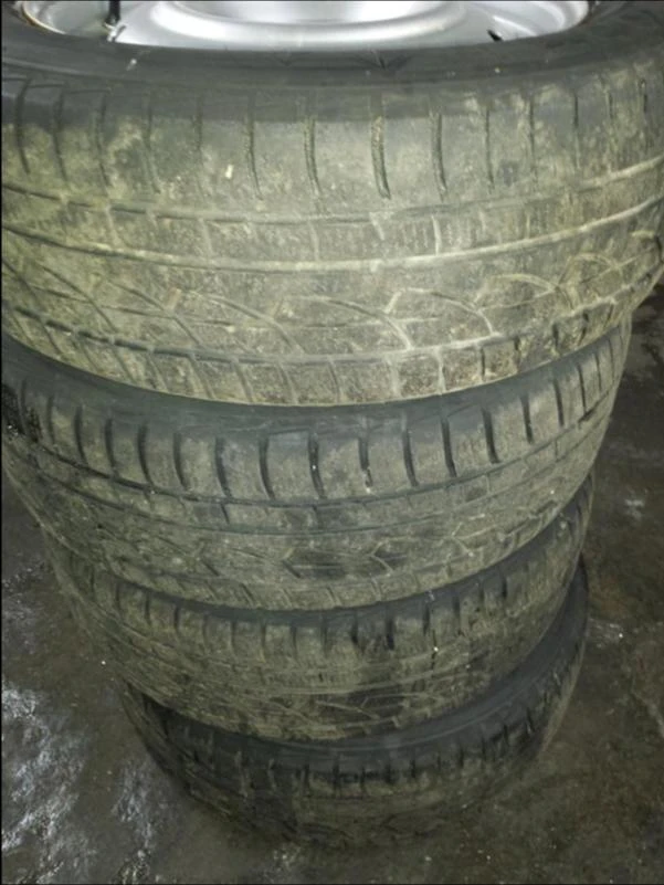 Гуми с джанти GoldenTyre 215/60R16, снимка 4 - Гуми и джанти - 49209856