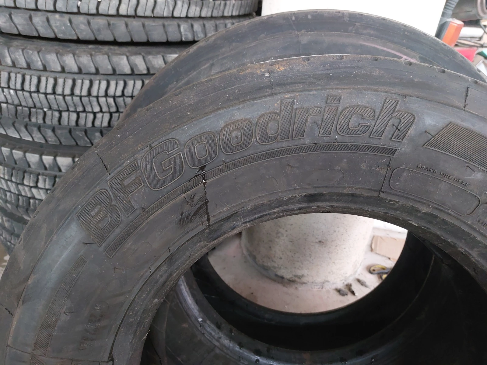 ���� 225/75R17.5 | Mobile.bg � ����������� 4