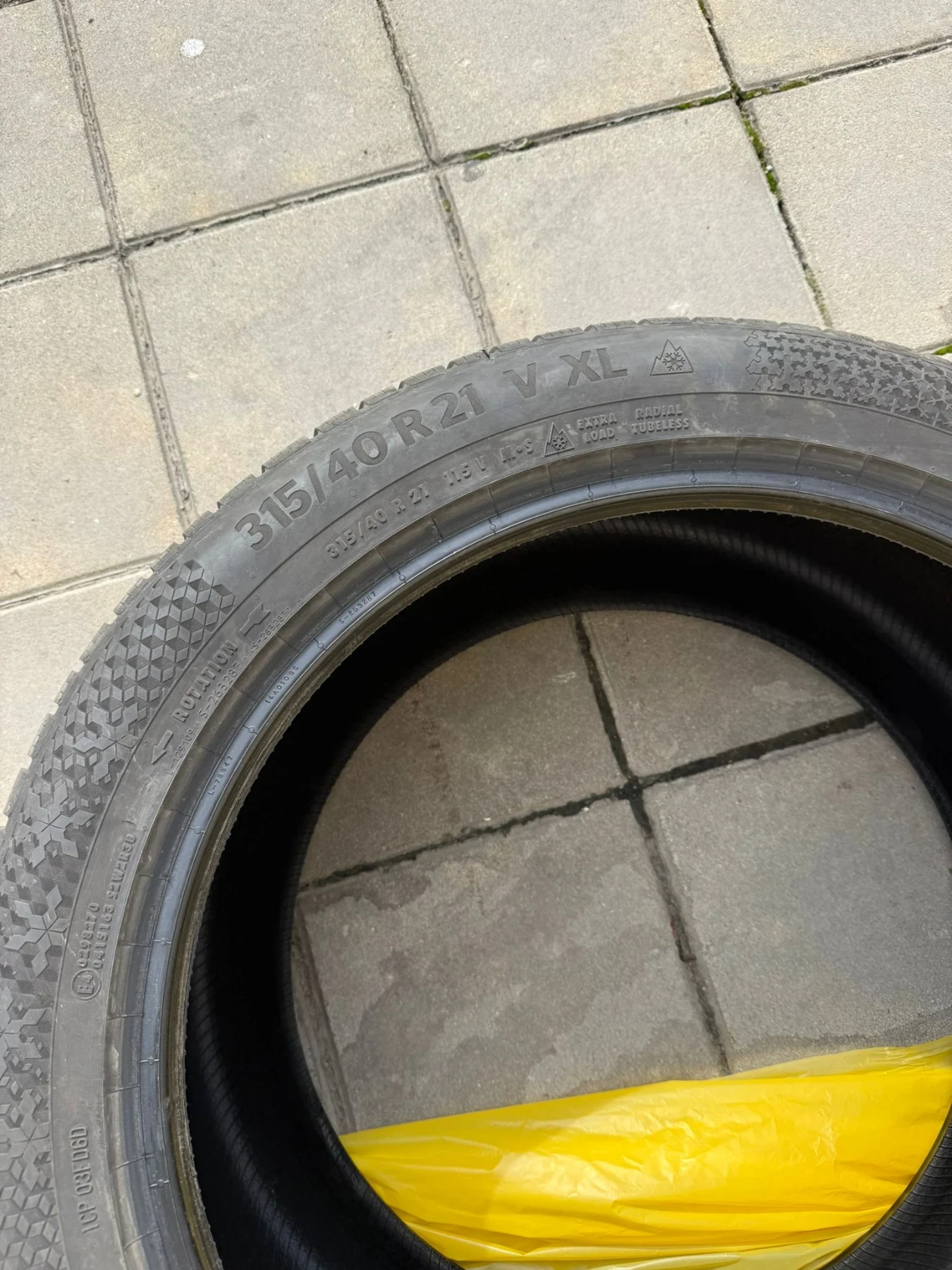Гуми Зимни 315/40R21