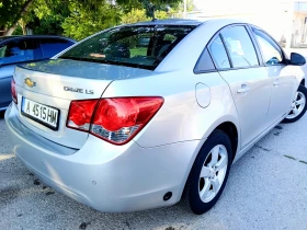 Chevrolet Cruze 1.6//КЛИМА //ГАЗ , снимка 4