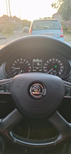 Skoda Octavia 2.0TDI 150к.с. DSG, снимка 7