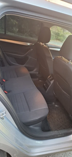 Skoda Octavia 2.0TDI 150к.с. DSG, снимка 5