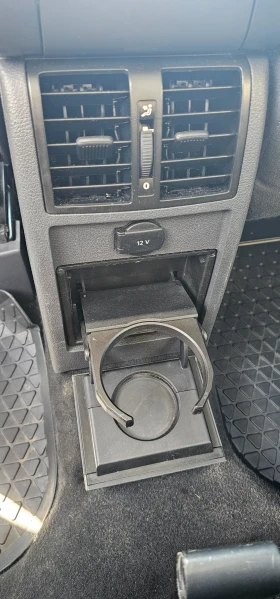 VW Touran 1.4 TSI 140 к.с./ Ръчна скоростна кутия 6 скорости - 7300 € / 14277.56 лв. - 76330983 16