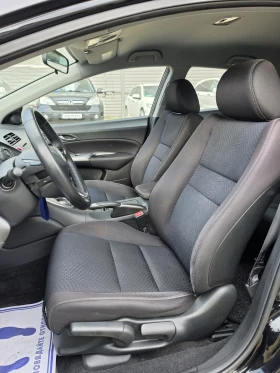 Honda Civic 1.8i-VTEC Facelift ЕВРО 5, TUV 2026г. - 6200 € / 12126.15 лв. - 52643141 10