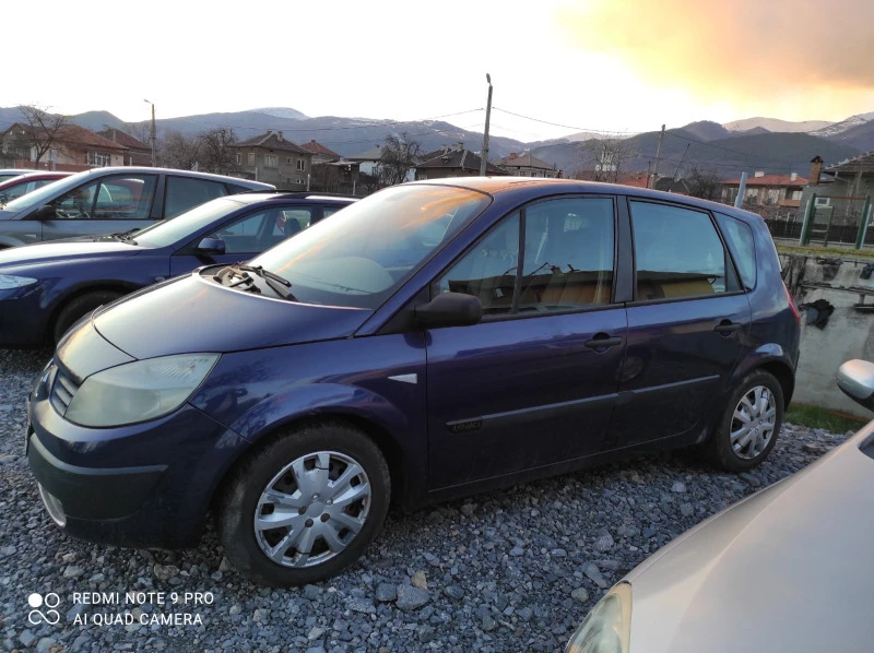 Renault Scenic 1.9 DCI/Климатик , снимка 6 - Автомобили и джипове - 40089029