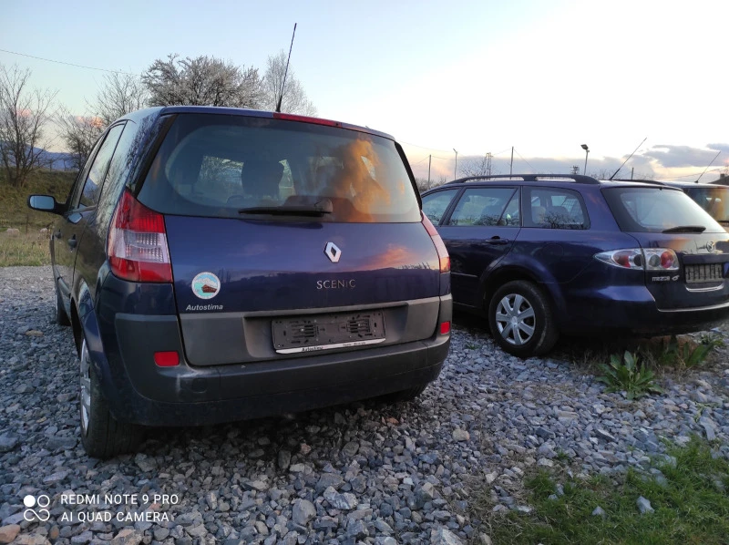 Renault Scenic 1.9 DCI/Климатик , снимка 8 - Автомобили и джипове - 40089029