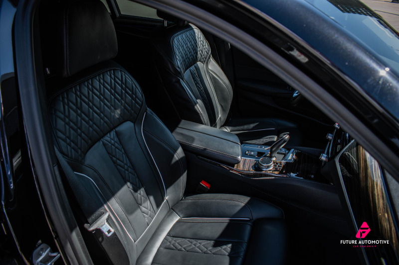 BMW 530E Luxury Line Plug-in Hybrid %Лятна Промоция%, снимка 12 - Автомобили и джипове - 45609693
