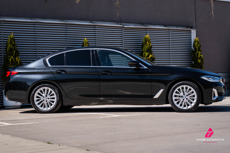BMW 530E Luxury Line Plug-in Hybrid %Лятна Промоция%, снимка 4 - Автомобили и джипове - 45609693