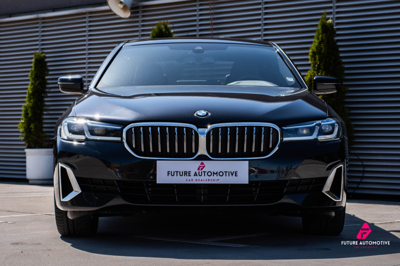 BMW 530E Luxury Line Plug-in Hybrid, снимка 3 - Автомобили и джипове - 45609693