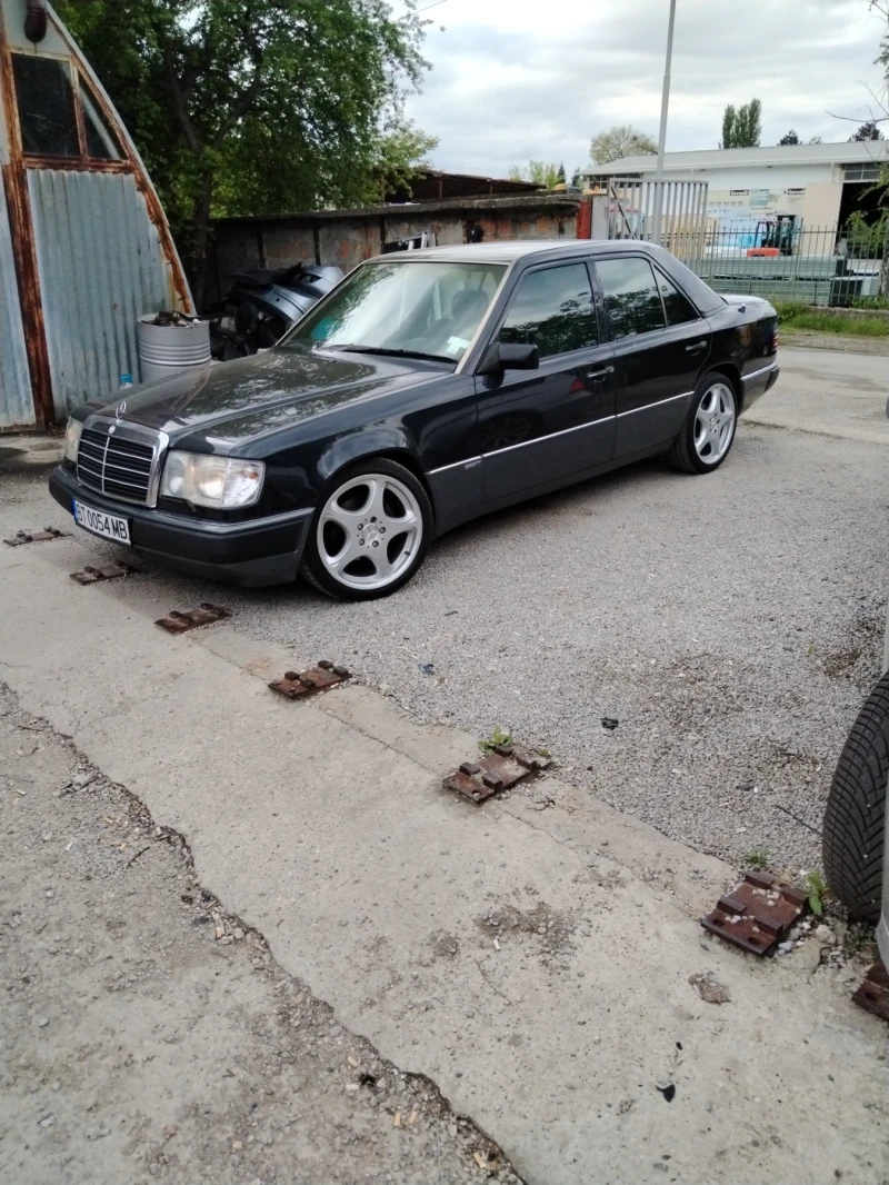 Mercedes-Benz 124 3.0Д АВТОМАТИК, снимка 1 - Автомобили и джипове - 45357463