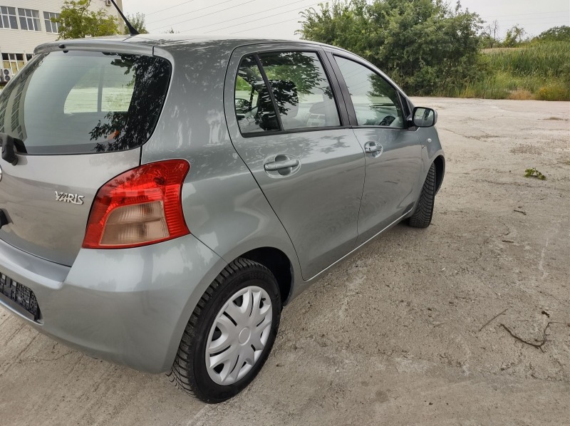 Toyota Yaris 1.4 D4D, снимка 5 - Автомобили и джипове - 46187641