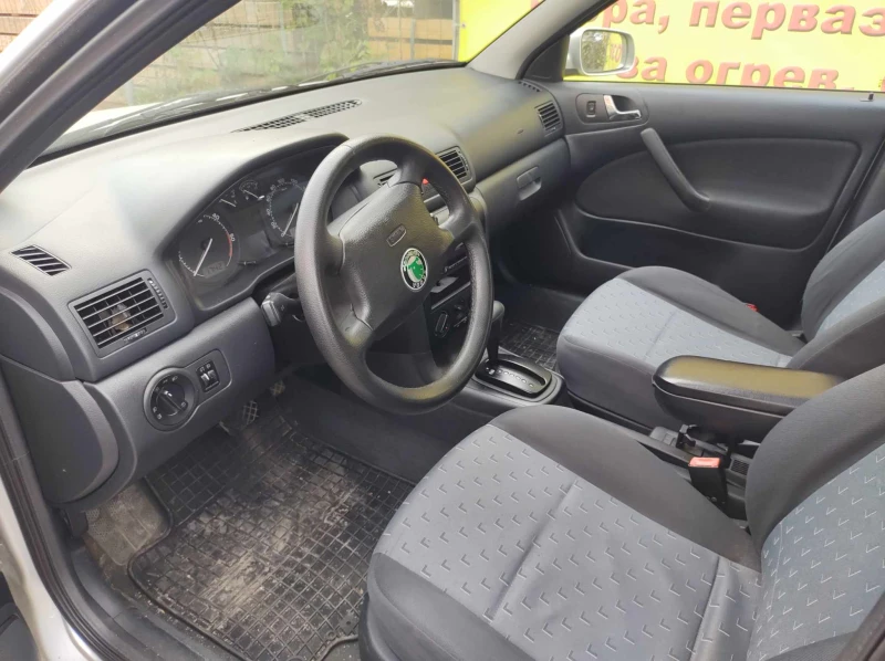 Skoda Octavia, снимка 6 - Автомобили и джипове - 47985905