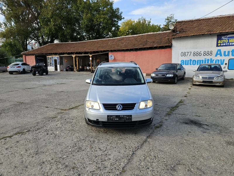 VW Touran 1.4i 6 скорости, снимка 5 - Автомобили и джипове - 48444970