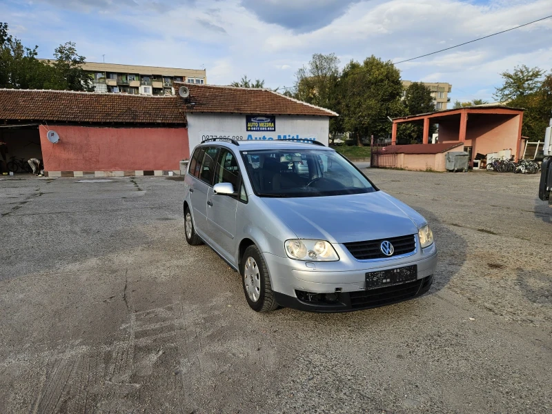 VW Touran 1.4i 6 скорости, снимка 2 - Автомобили и джипове - 48444970