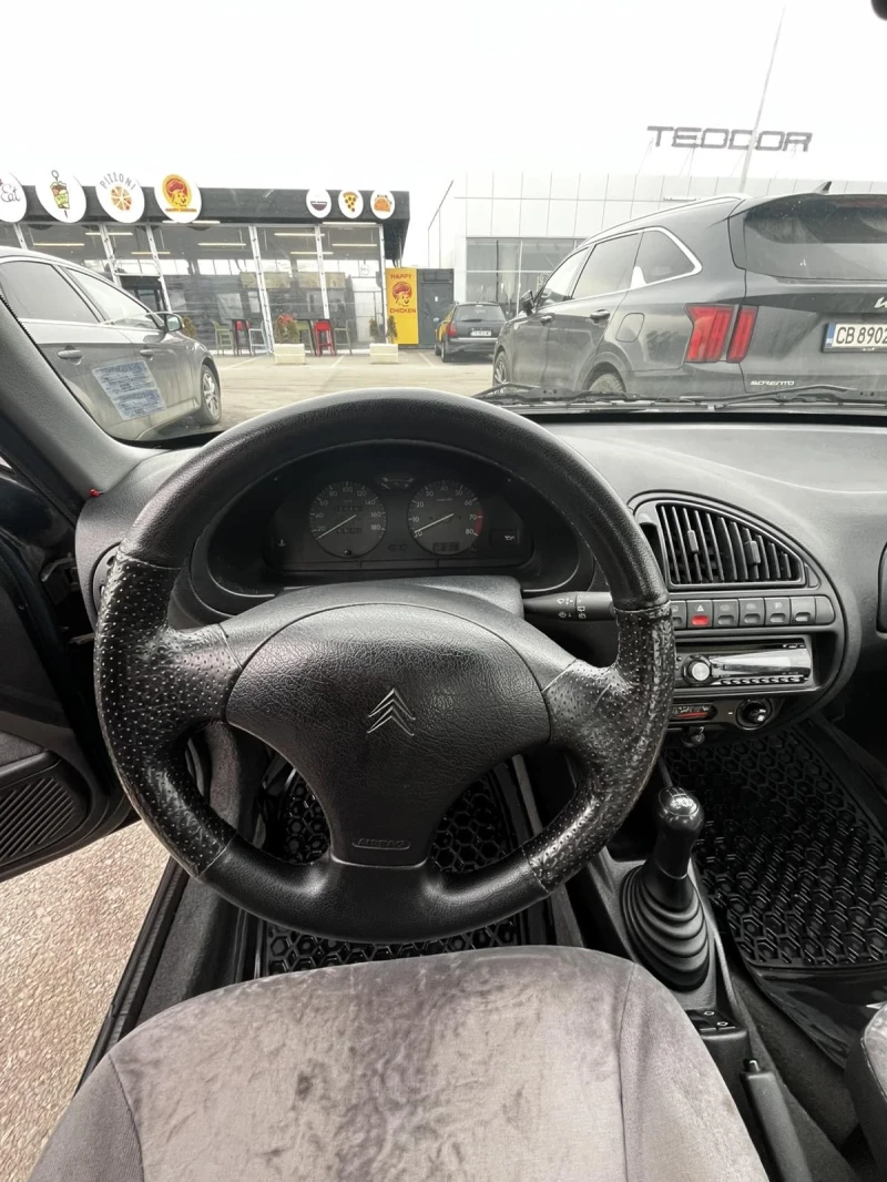 Citroen Saxo 1.1, снимка 8 - Автомобили и джипове - 48605065