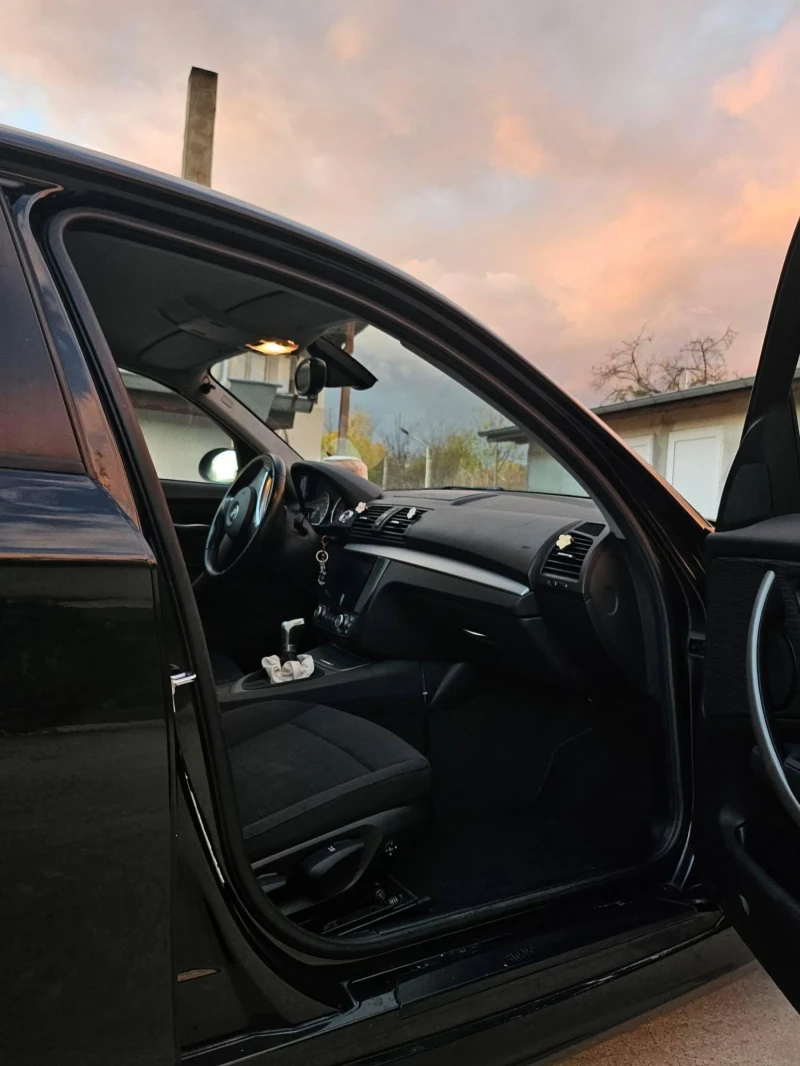 BMW 118, снимка 4 - Автомобили и джипове - 52889234