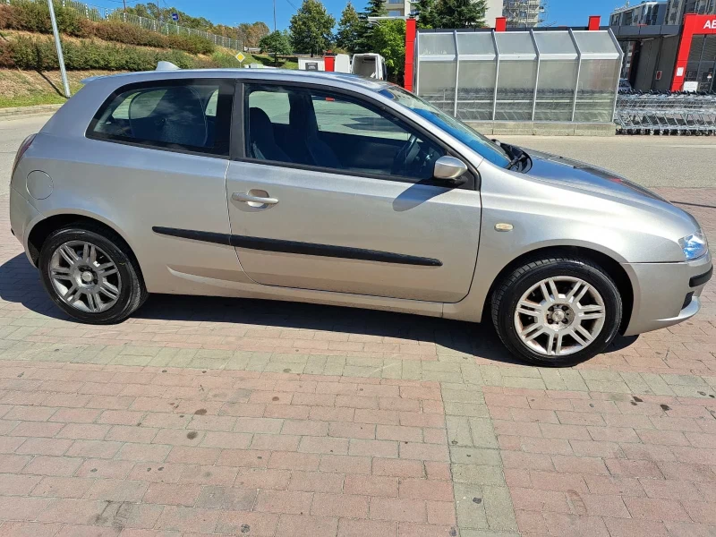 Fiat Stilo 1.9 JTD, снимка 3 - Автомобили и джипове - 52583262