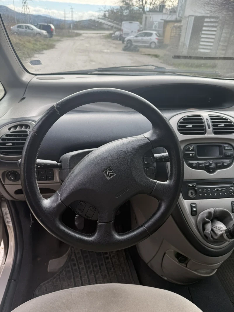 Citroen Xsara picasso 2.0HDI, снимка 7 - Автомобили и джипове - 52617218