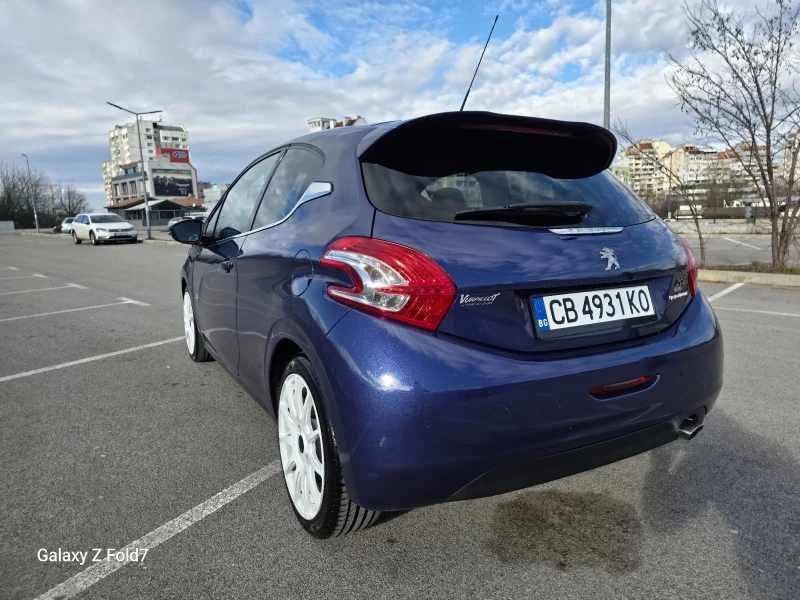 Peugeot 208 E-HDi, снимка 3 - Автомобили и джипове - 52951472