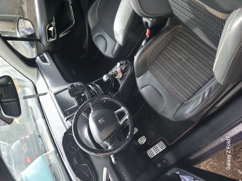 Peugeot 208 E-HDi, снимка 3 - Автомобили и джипове - 52910225