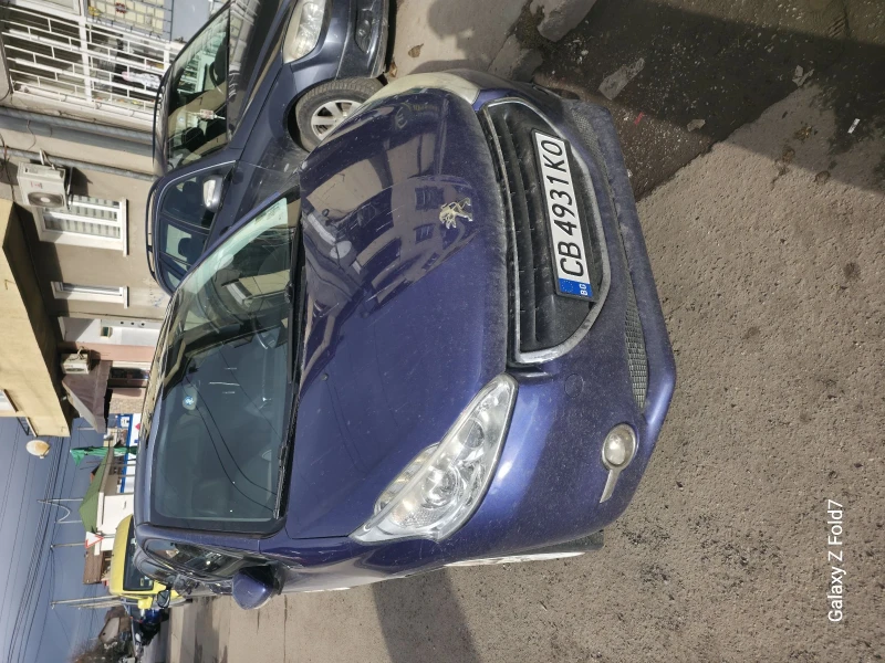 Peugeot 208 E-HDi, снимка 2 - Автомобили и джипове - 52910225