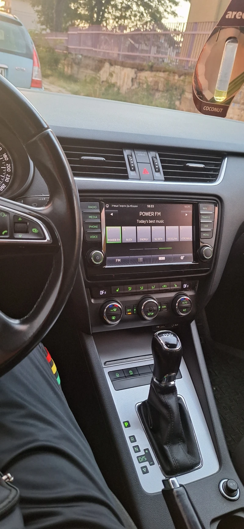 Skoda Octavia 2.0TDI 150к.с. DSG, снимка 8 - Автомобили и джипове - 52977000