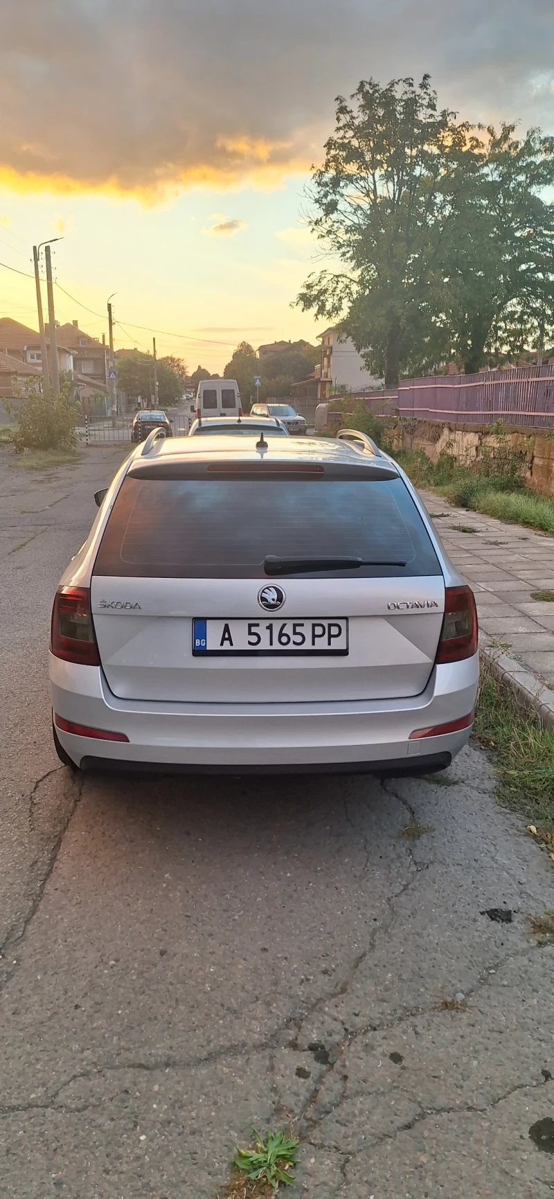 Skoda Octavia 2.0TDI 150к.с. DSG, снимка 3 - Автомобили и джипове - 52977000