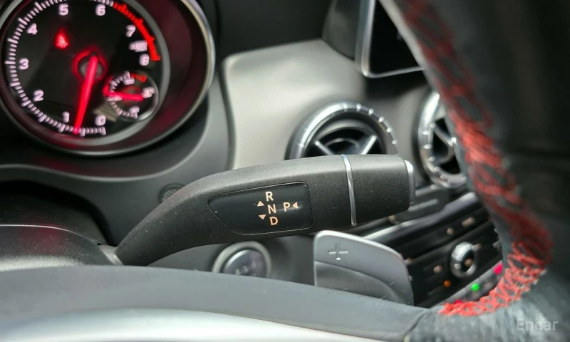 Mercedes-Benz CLS 220, снимка 9 - Автомобили и джипове - 53004950