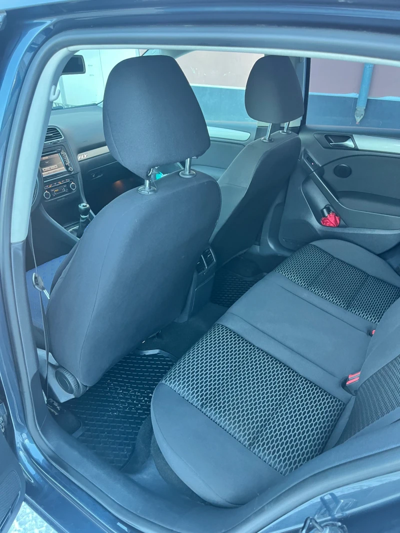 VW Golf, снимка 6 - Автомобили и джипове - 53045965