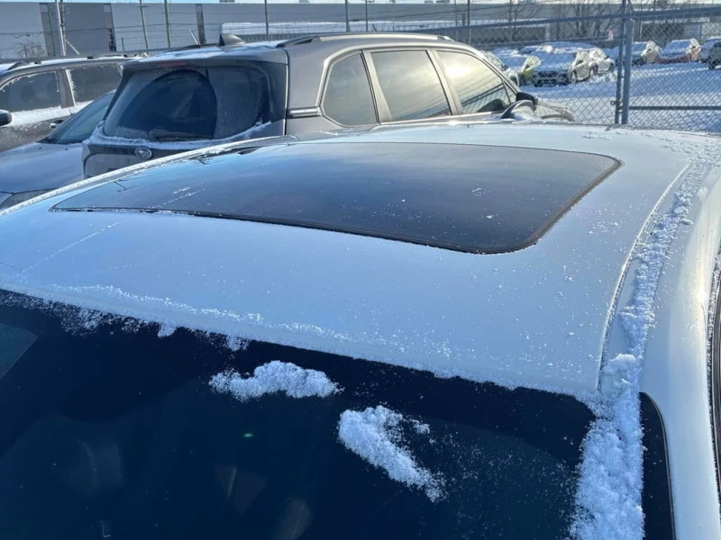 BMW 330 i xDrive 2018 * CARFAX * БЕЗ ПЪРВОНАЧАЛНА ВНОСКА, снимка 12 - Автомобили и джипове - 53215634