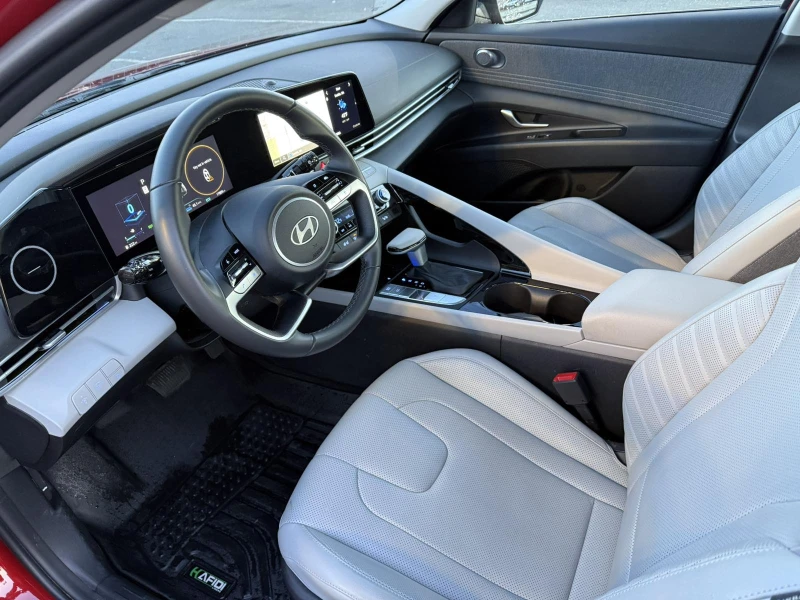 Hyundai Elantra  Hybrid Limited Sedan 4D 1.6L I4 DI Gas/Electric , снимка 7 - Автомобили и джипове - 53531892