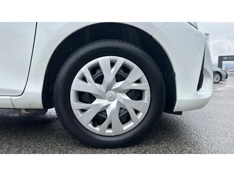 Toyota Yaris 1.5P TERRA | Mobile.bg   16