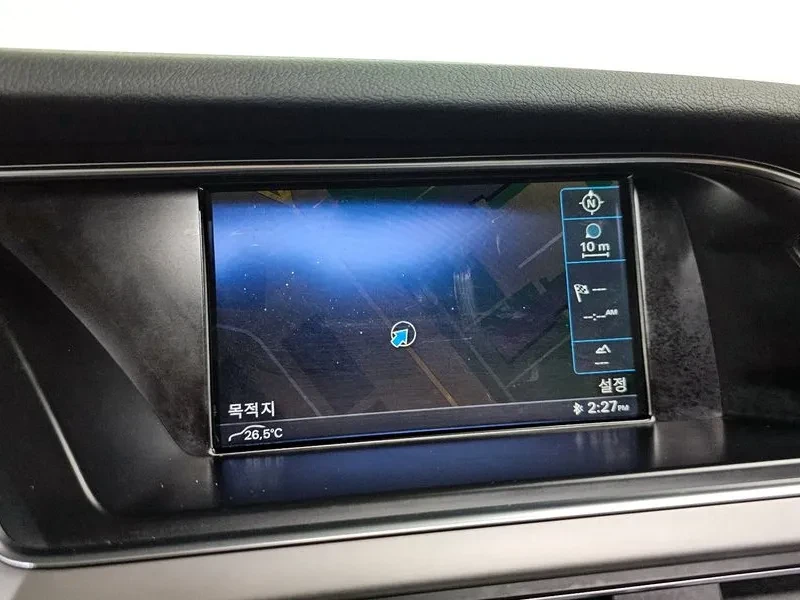 Audi A4 2.0 TDI Dynamic B8, снимка 14 - Автомобили и джипове - 53270021