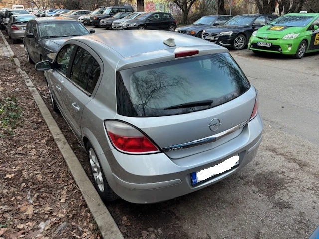 Opel Astra, снимка 4 - Автомобили и джипове - 53757659