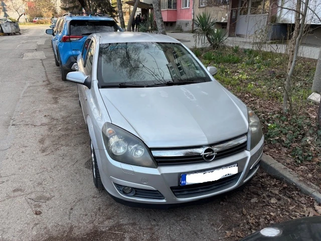 Opel Astra, снимка 6 - Автомобили и джипове - 53757659