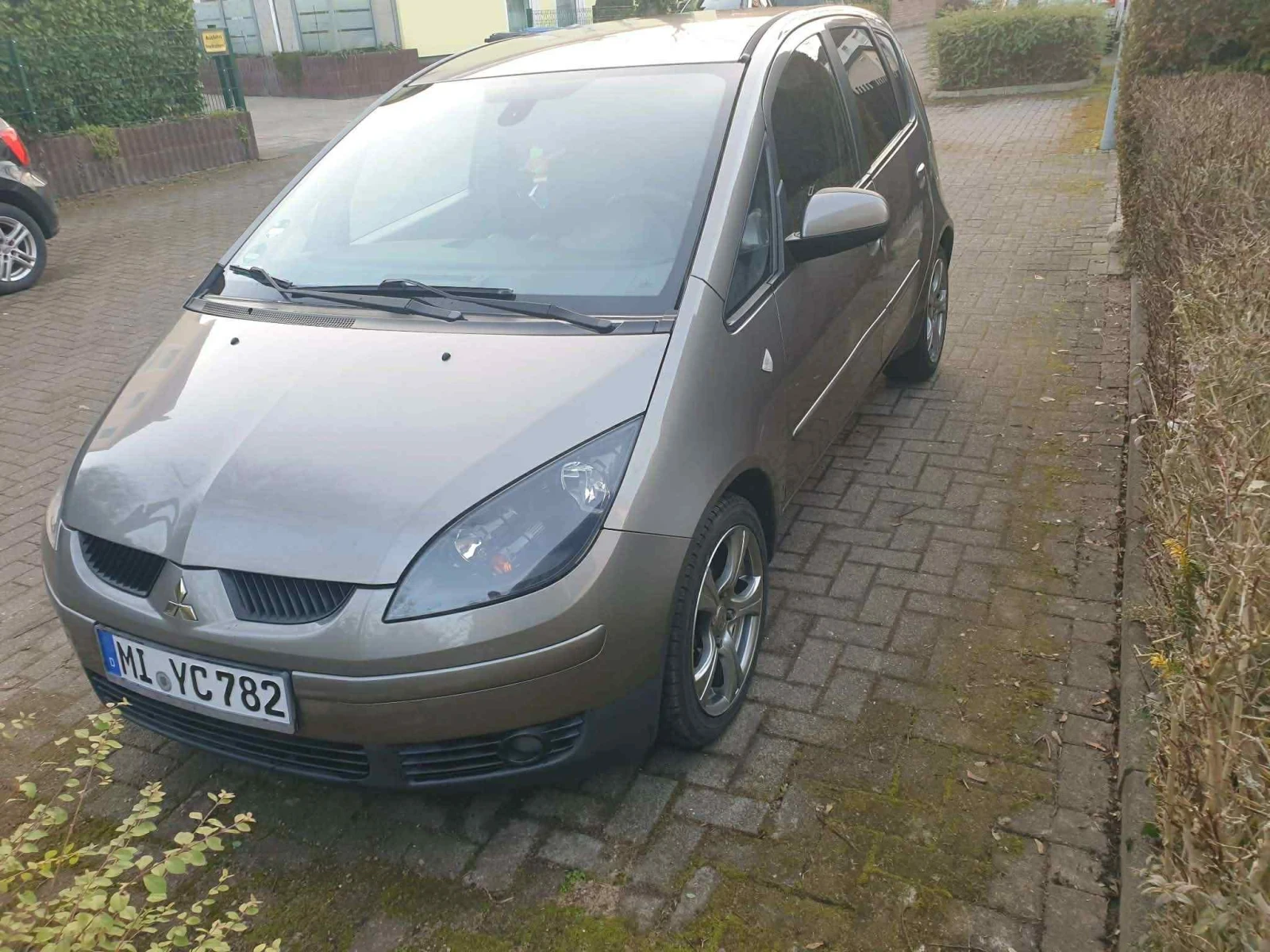Mitsubishi Colt 1, 5 TDI 2009, снимка 1